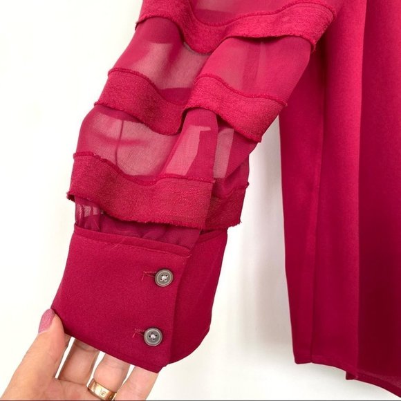 LOFT loose & flowy top with crew neckline & long sleeves, plus size - Picture 6 of 8